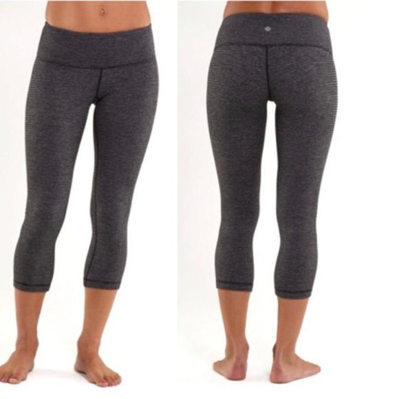 lululemon athletica Pants - Lululemon Wunder Under Cropped Dark Grey Size 6